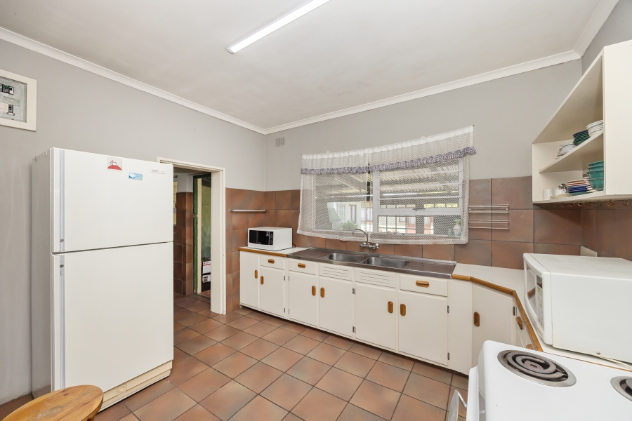 8 Bedroom Property for Sale in Table View Western Cape